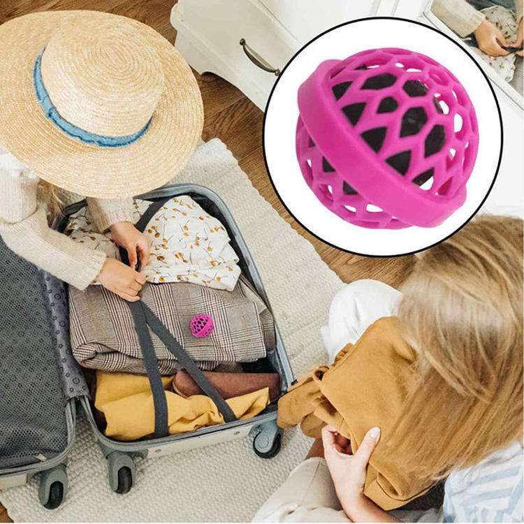 Backpack cleaning ball