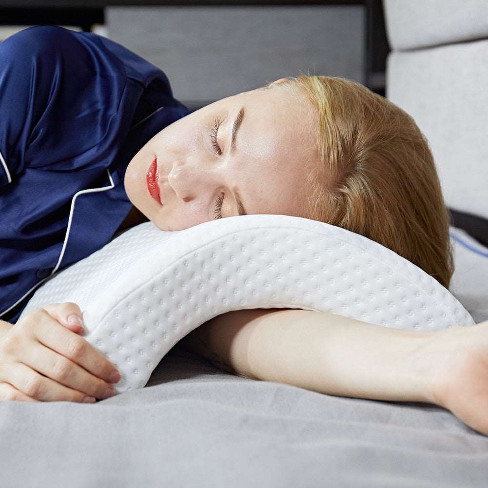 Multifunctional foam arm pillow