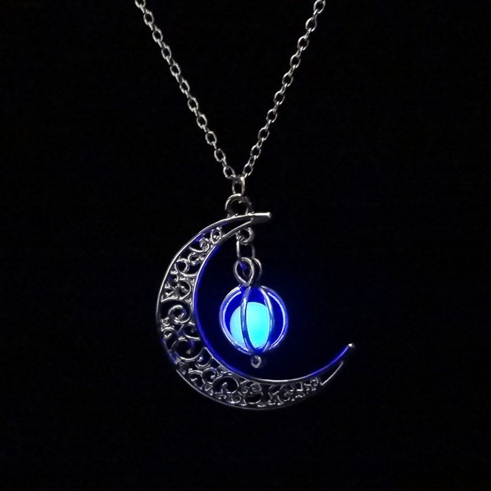 4-Color luminous moon chain necklace